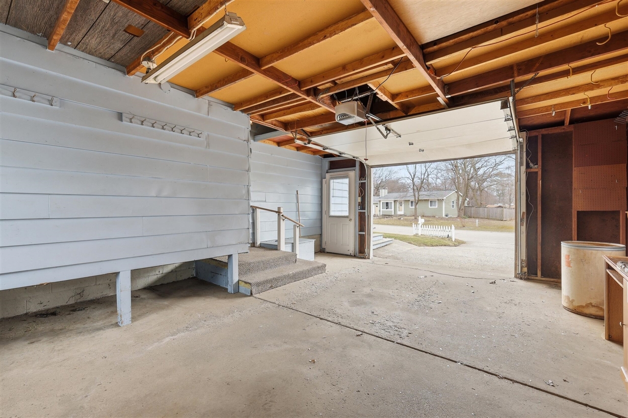 4579 Bekinshire Drive, Comstock Park, MI, 49321-49321