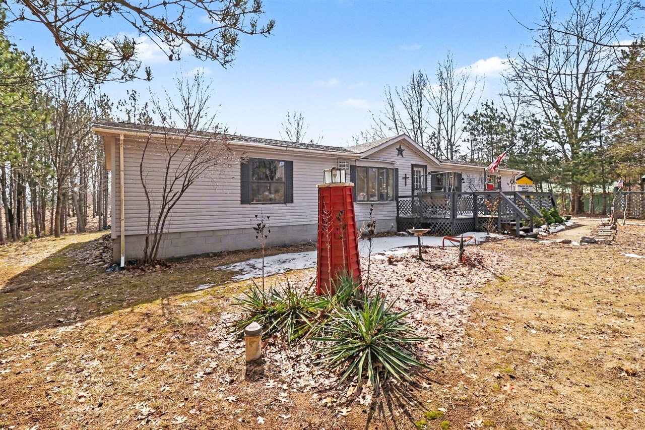 1359 W Arthur Road, New Era, MI, 49446-8132