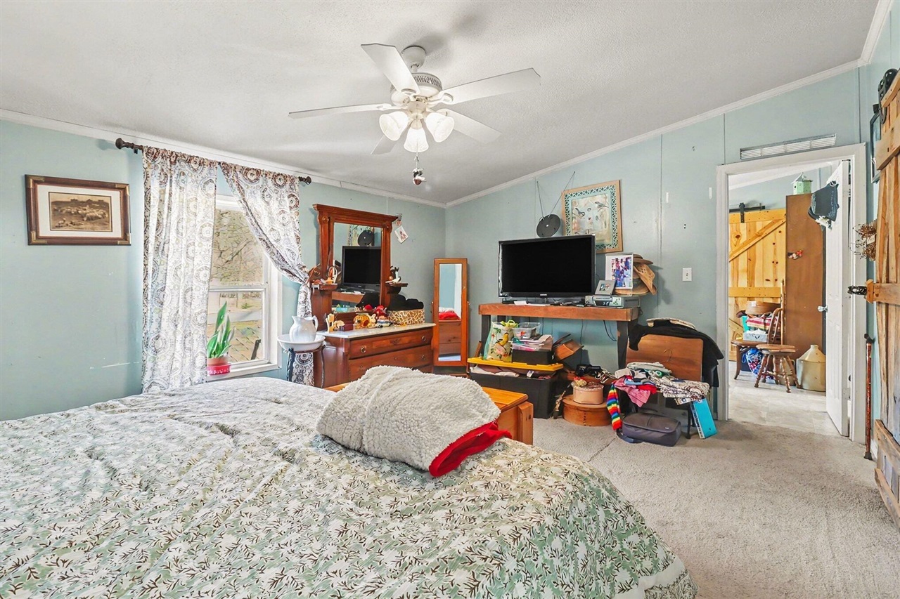 1359 W Arthur Road, New Era, MI, 49446-8132