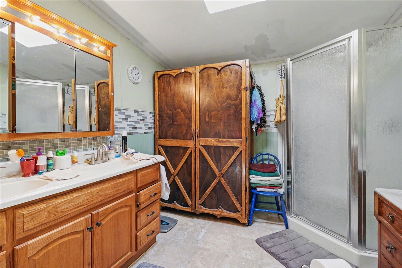 1359 W Arthur Road, New Era, MI, 49446-8132