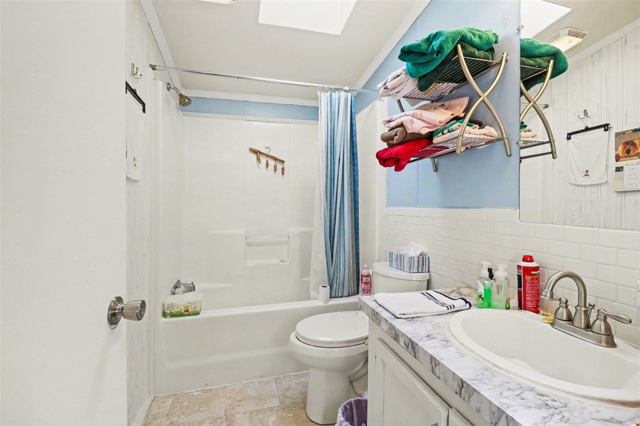 1359 W Arthur Road, New Era, MI, 49446-8132