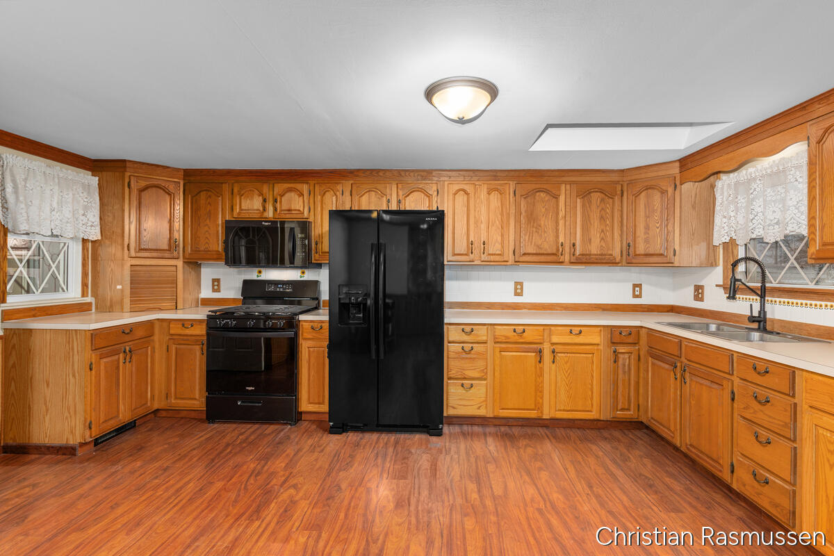 4701 W Channel Drive, Stanton, MI, 48888-9209