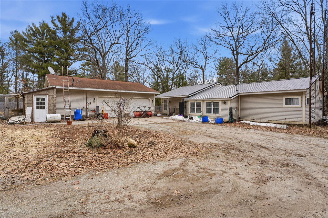 1714 Linnard Road, Twin Lake, MI, 49457-9510