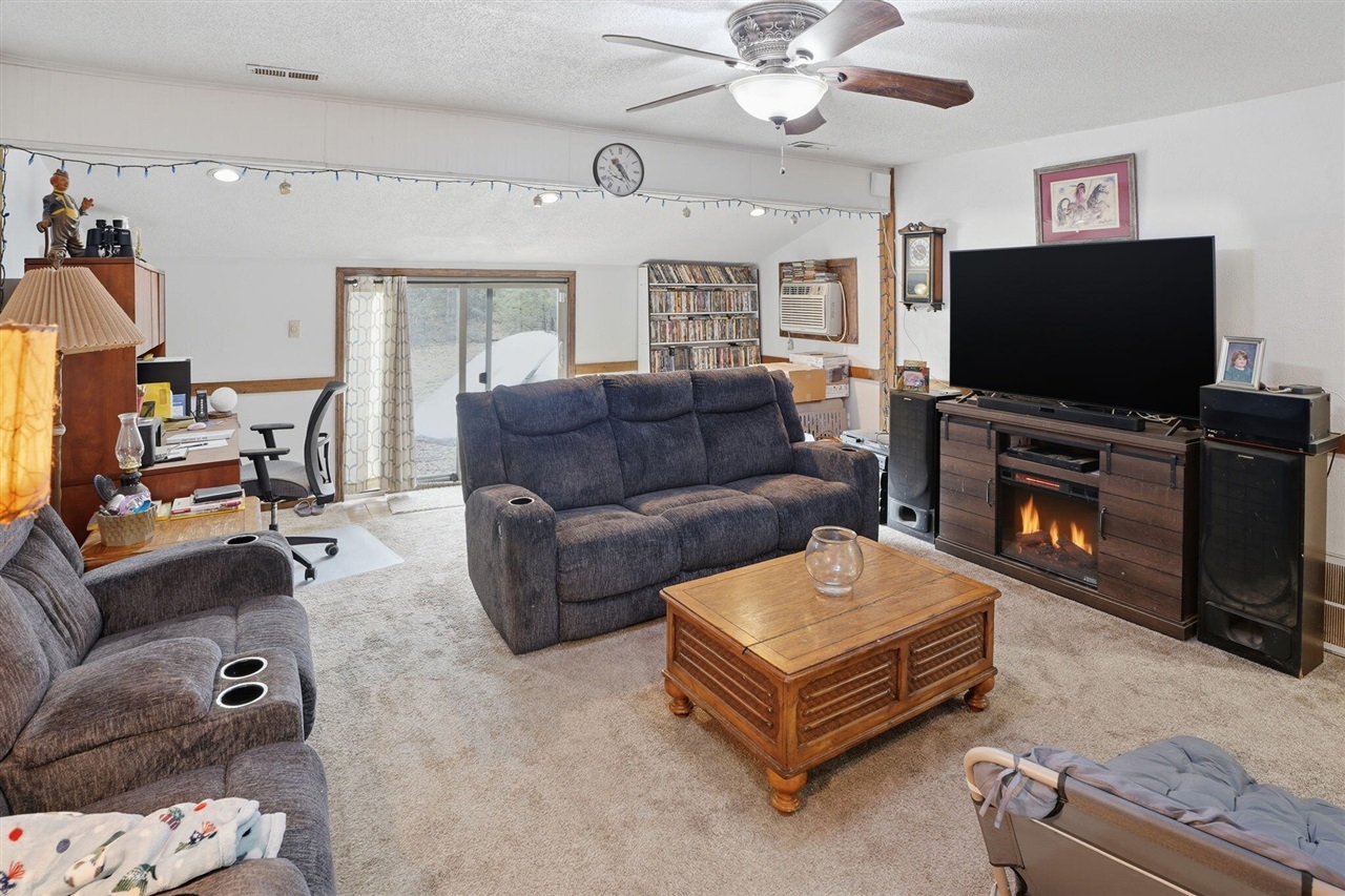 1714 Linnard Road, Twin Lake, MI, 49457-9510