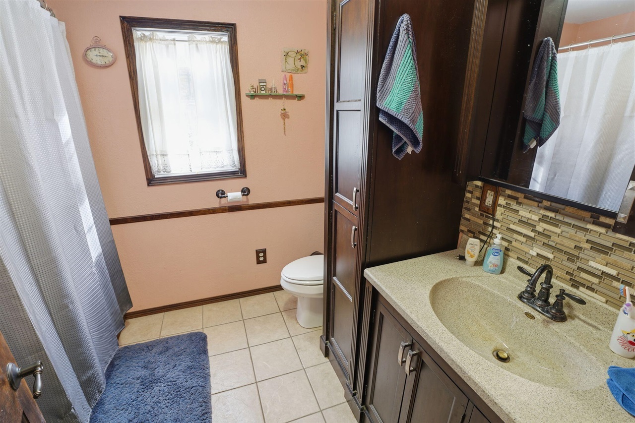 1714 Linnard Road, Twin Lake, MI, 49457-9510