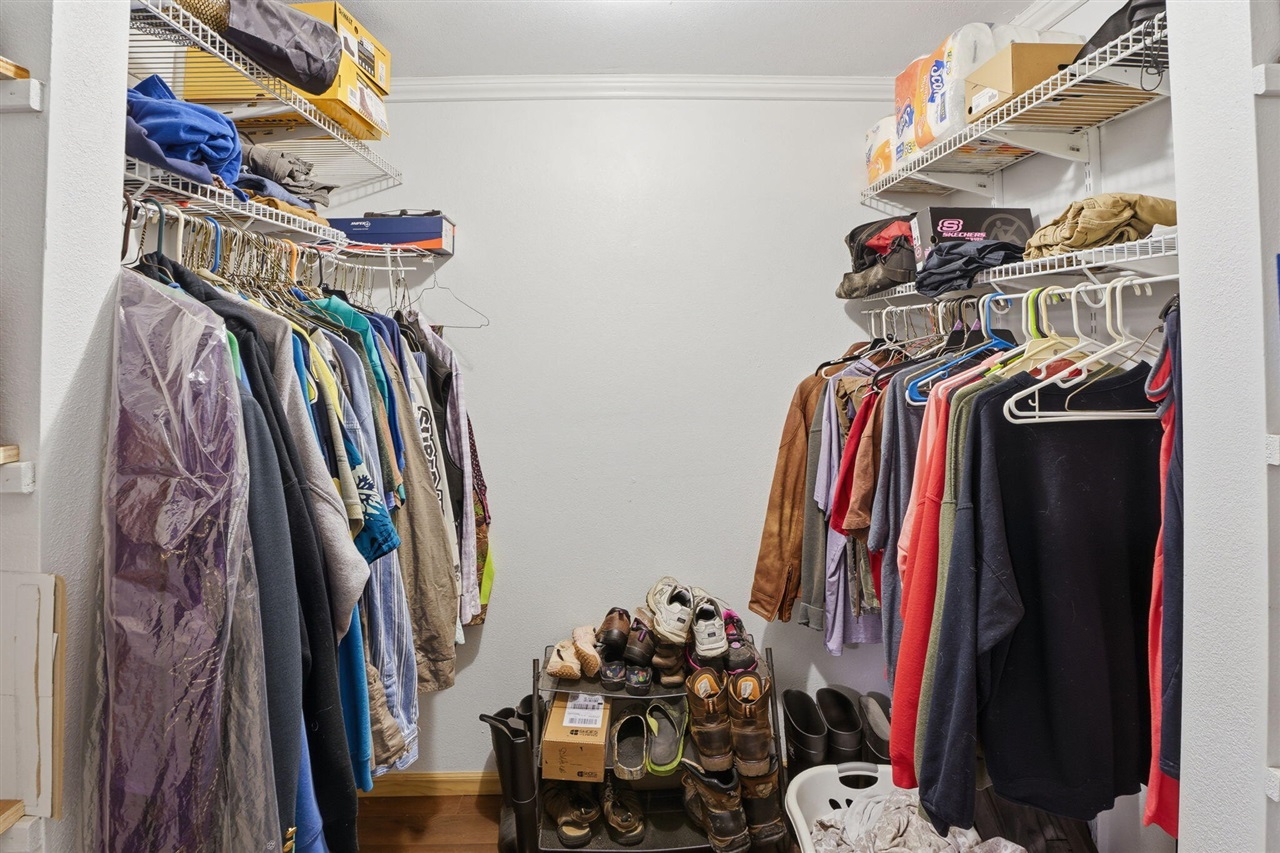 1714 Linnard Road, Twin Lake, MI, 49457-9510