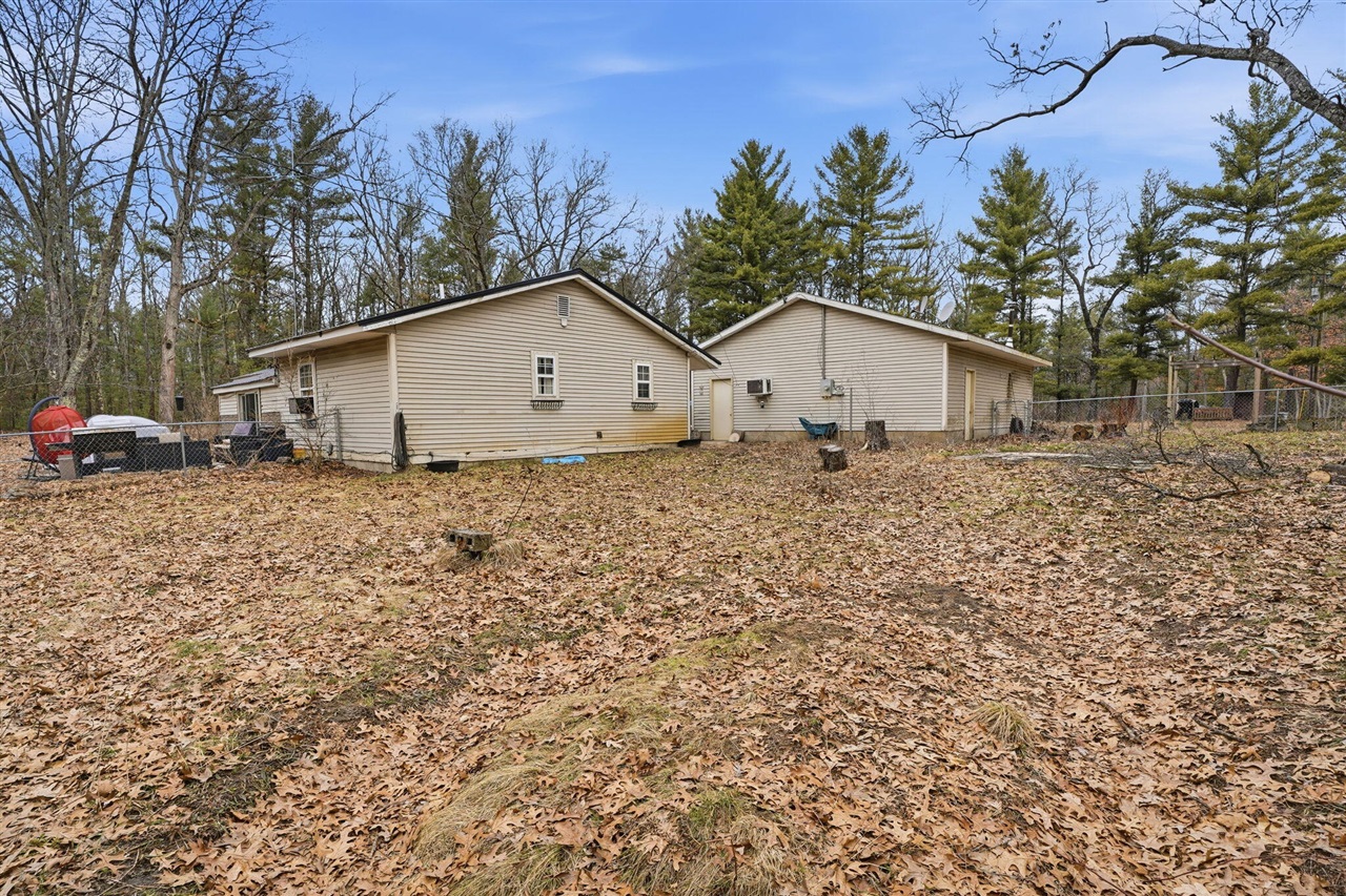 1714 Linnard Road, Twin Lake, MI, 49457-9510