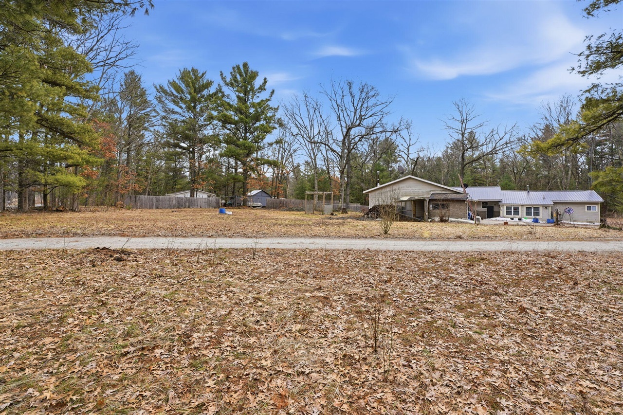 1714 Linnard Road, Twin Lake, MI, 49457-9510