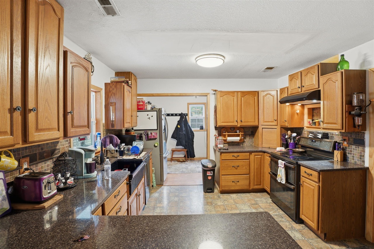 1714 Linnard Road, Twin Lake, MI, 49457-9510