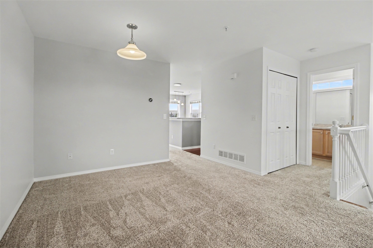 3054 Barclay Way, Ann Arbor, MI, 48105-9464