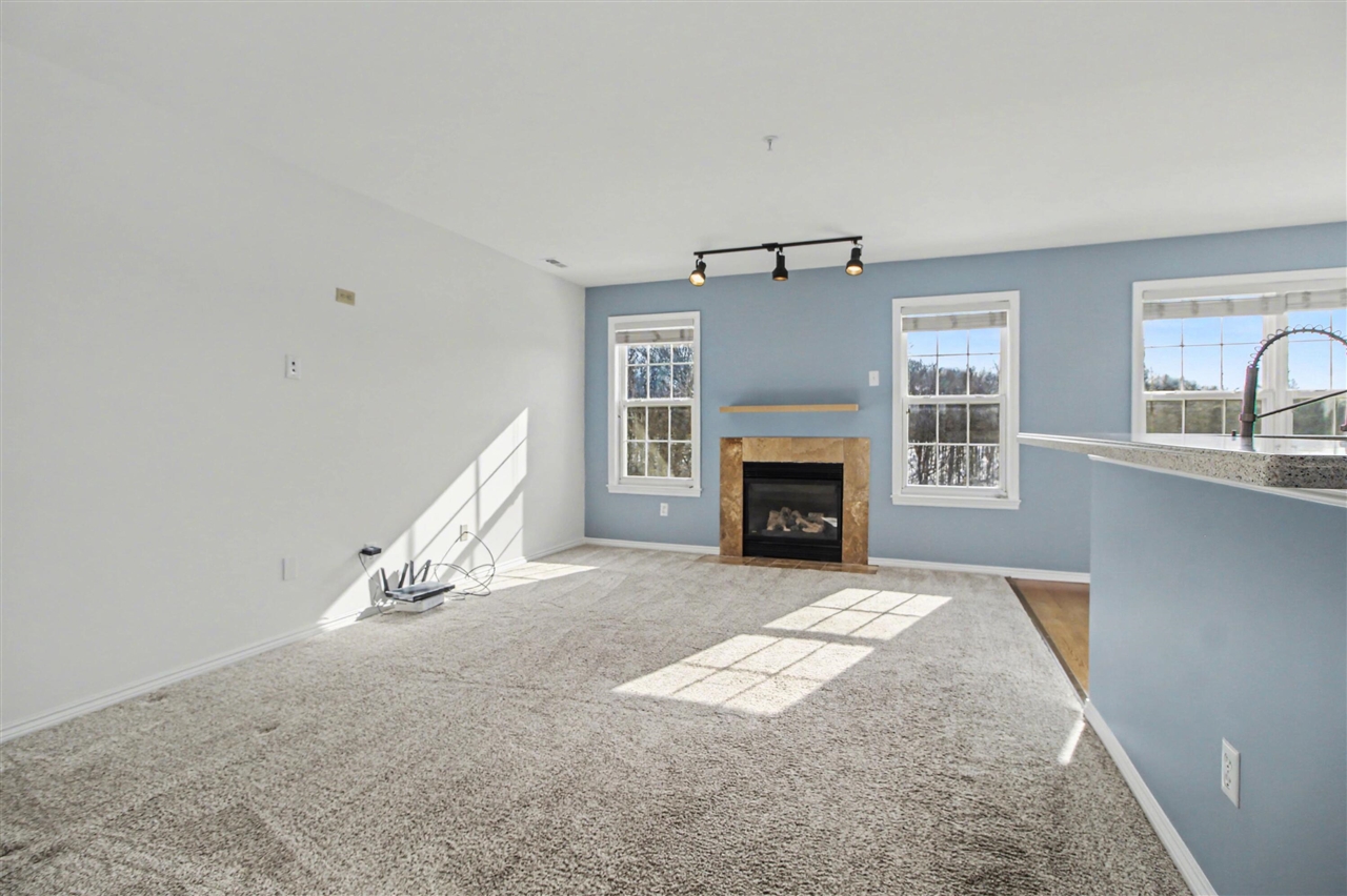 3054 Barclay Way, Ann Arbor, MI, 48105-9464