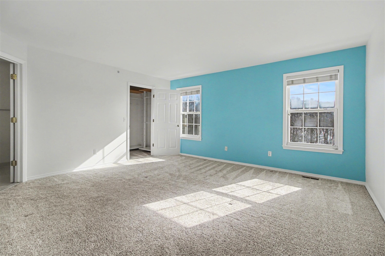 3054 Barclay Way, Ann Arbor, MI, 48105-9464