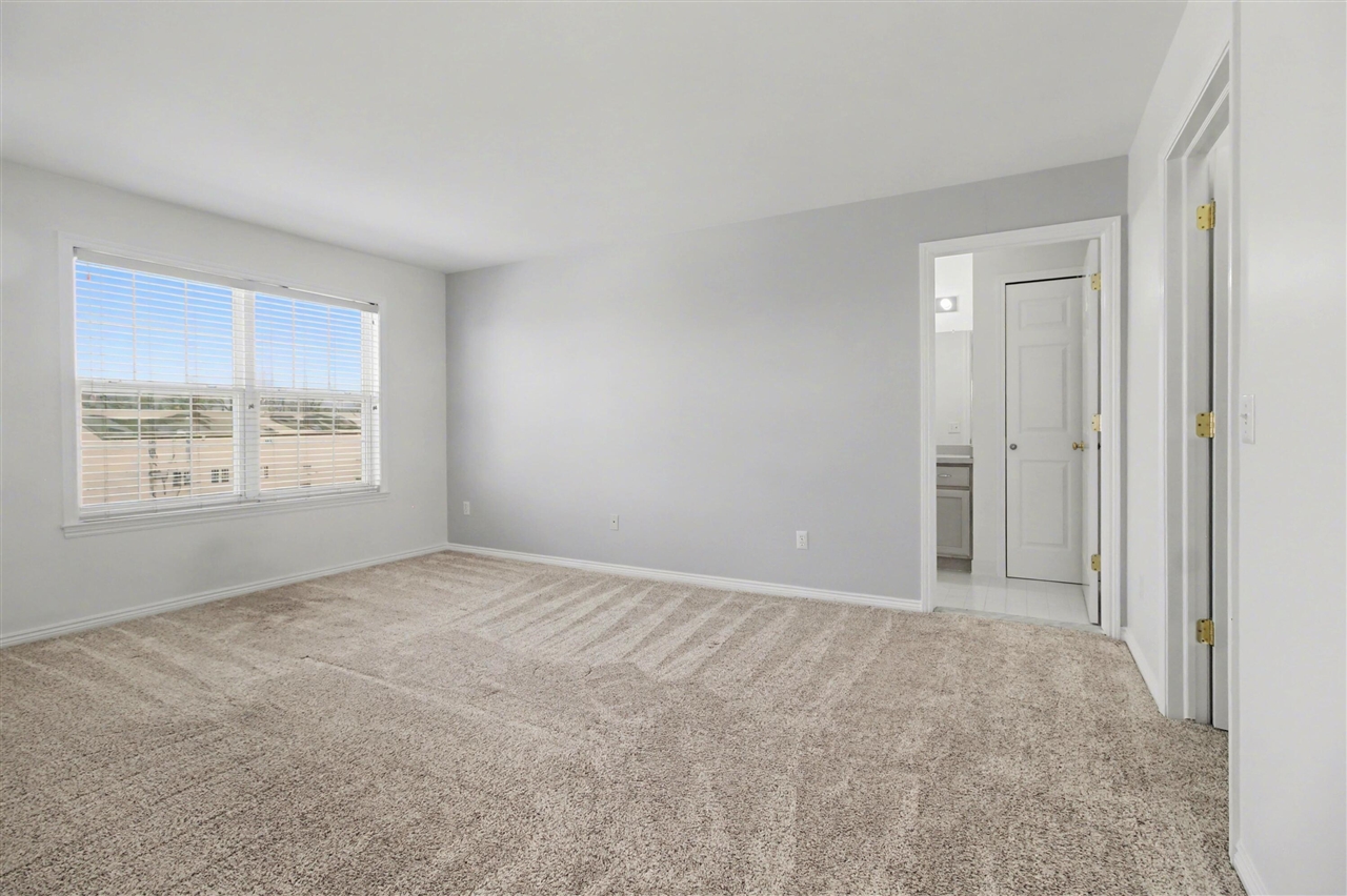 3054 Barclay Way, Ann Arbor, MI, 48105-9464