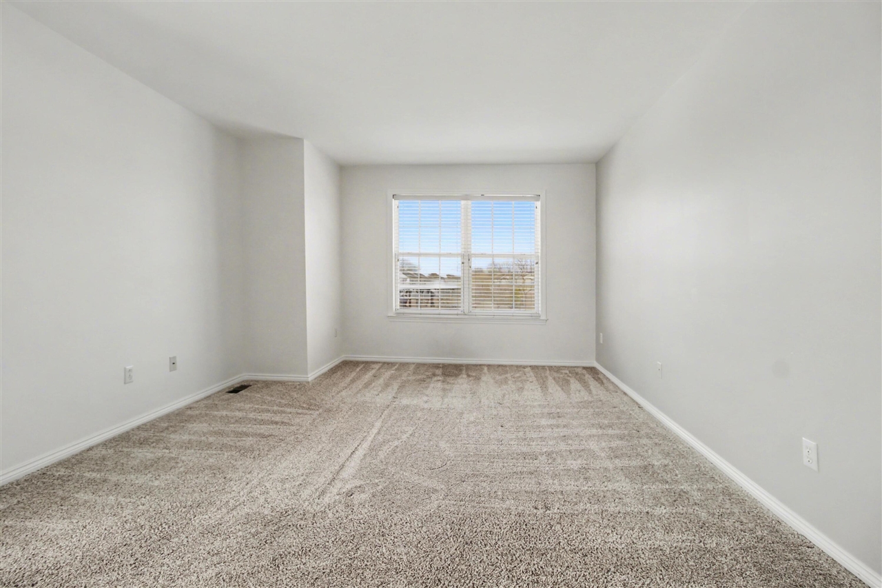 3054 Barclay Way, Ann Arbor, MI, 48105-9464