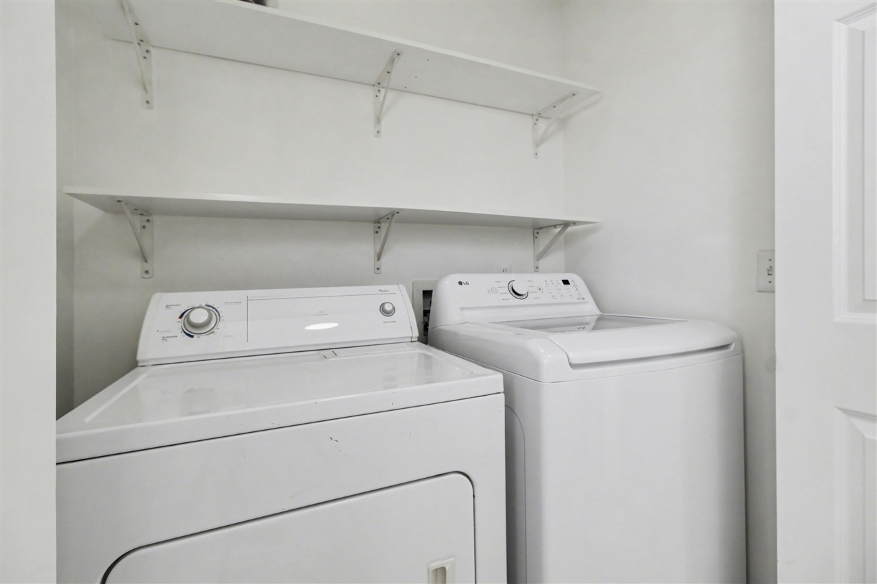 3054 Barclay Way, Ann Arbor, MI, 48105-9464