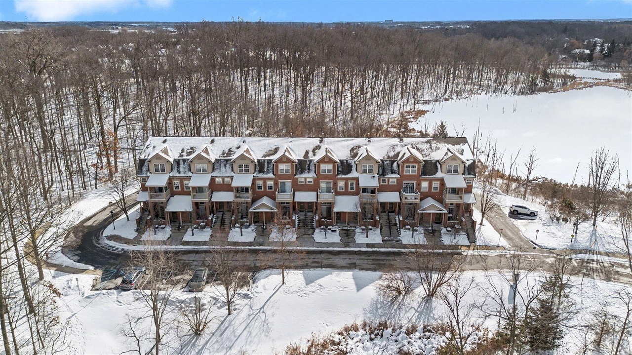 3054 Barclay Way, Ann Arbor, MI, 48105-9464