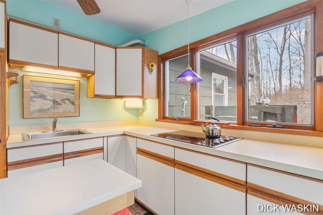 838 Mason Street, Saugatuck, MI, 49453-9639