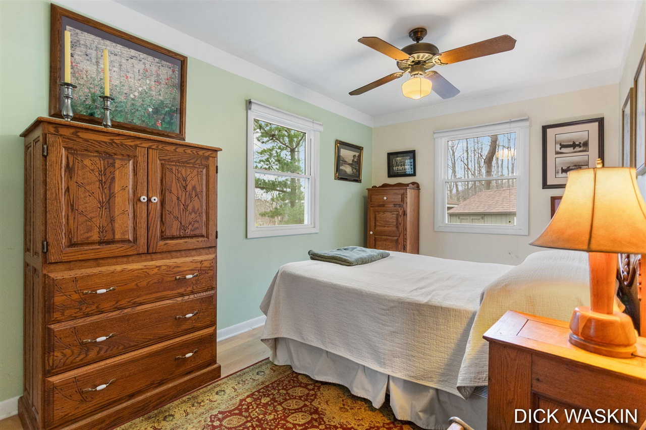 838 Mason Street, Saugatuck, MI, 49453-9639