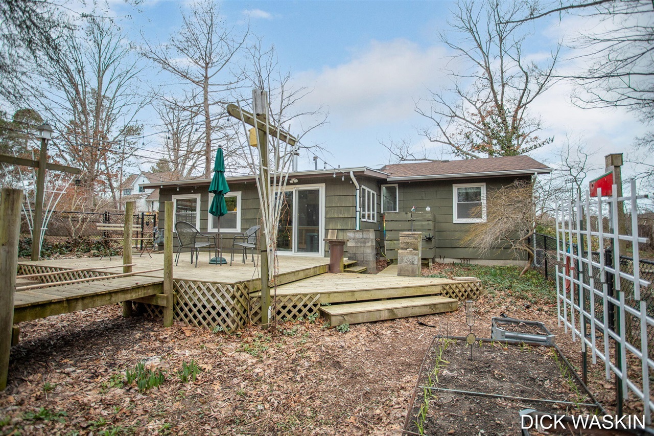 838 Mason Street, Saugatuck, MI, 49453-9639