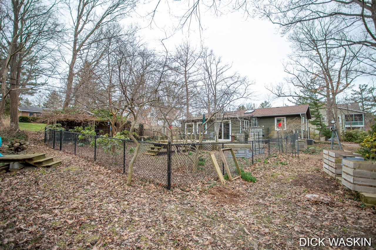 838 Mason Street, Saugatuck, MI, 49453-9639