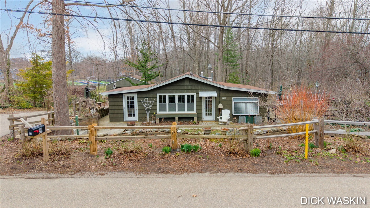 838 Mason Street, Saugatuck, MI, 49453-9639