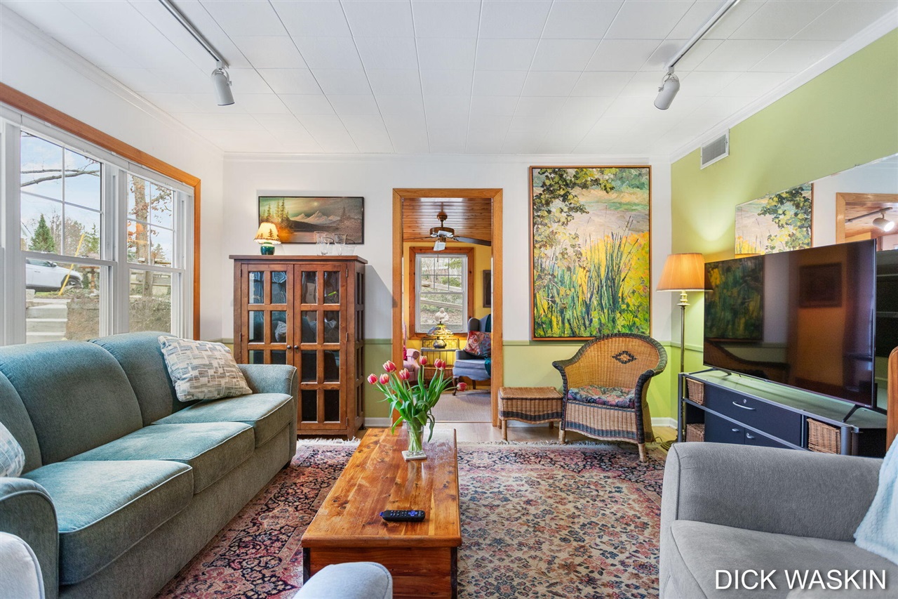 838 Mason Street, Saugatuck, MI, 49453-9639