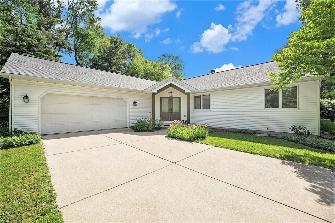 Homes for sale in Augusta, MI | 8856 N 42nd St, Augusta, MI 49012 | MLS# 70520906