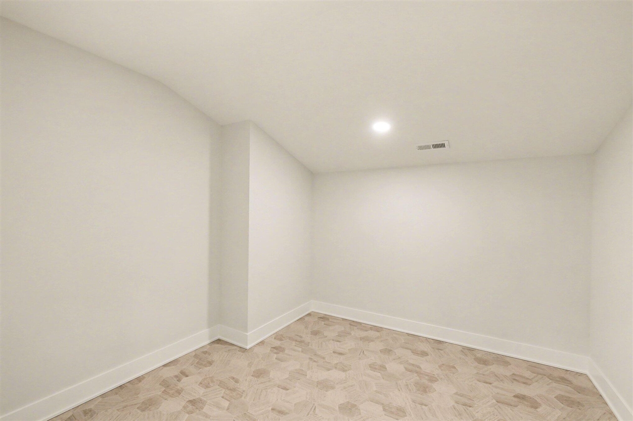 4692 Knapp Bluff Drive, Grand Rapids, MI, 49525