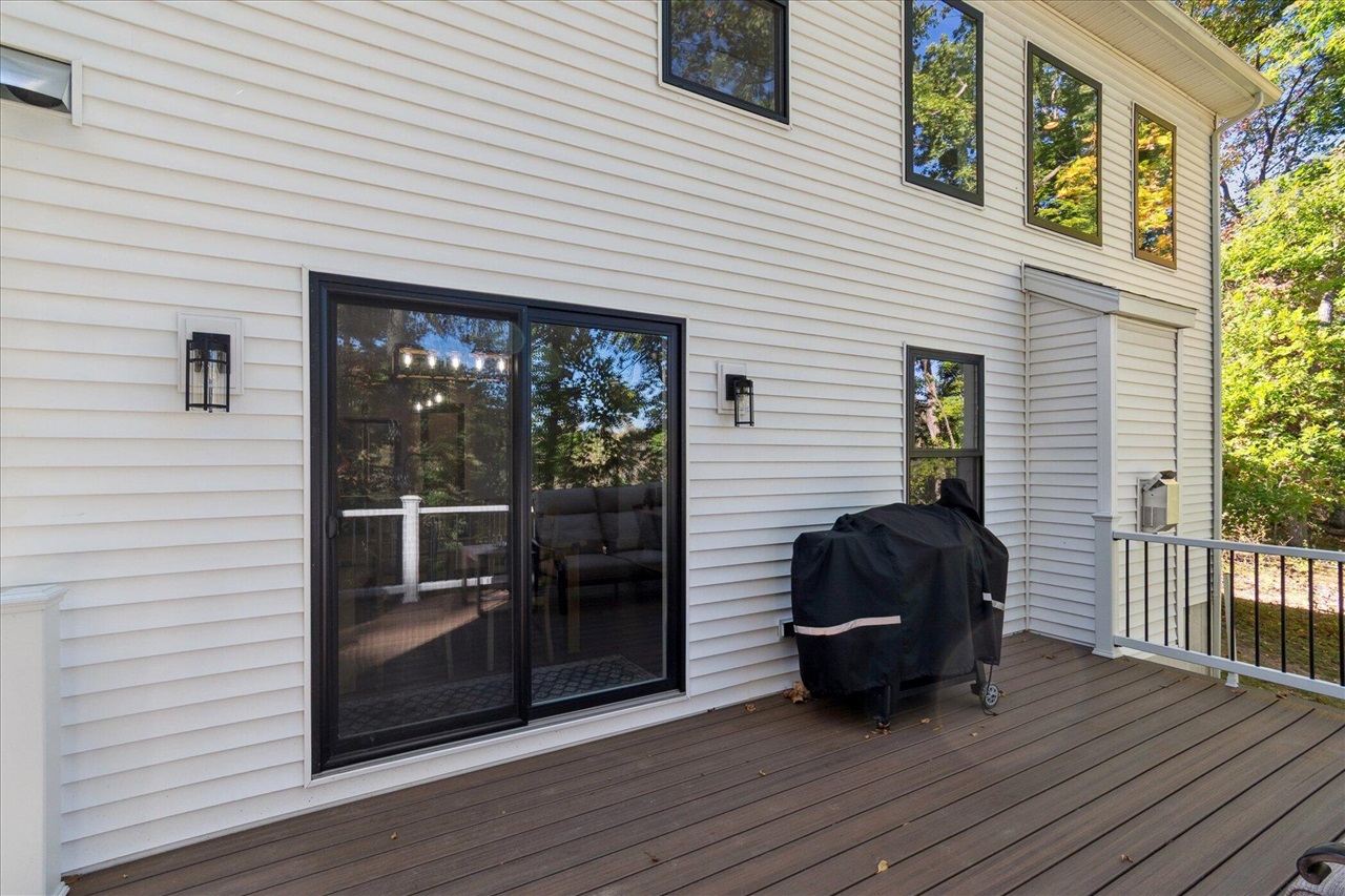 3739 Lake Bluff Drive, Grass Lake, MI, 49240-8955