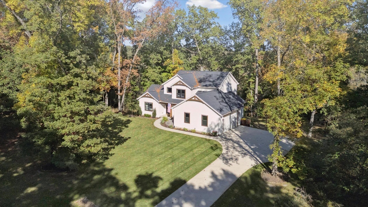 3739 Lake Bluff Drive, Grass Lake, MI, 49240-8955