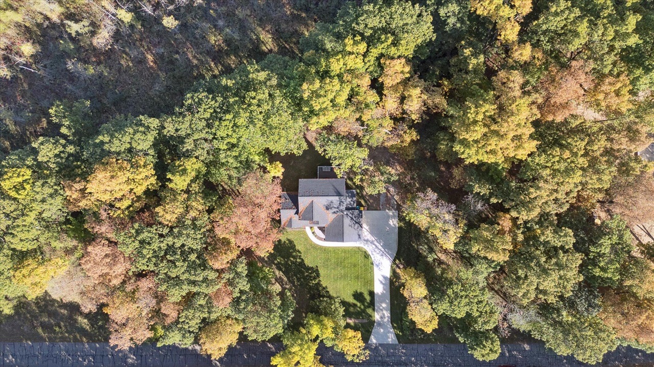 3739 Lake Bluff Drive, Grass Lake, MI, 49240-8955