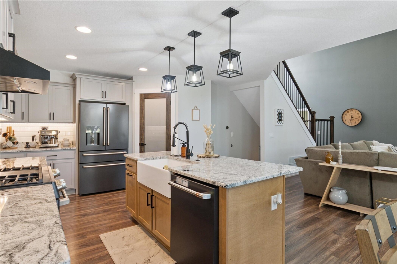 3739 Lake Bluff Drive, Grass Lake, MI, 49240-8955
