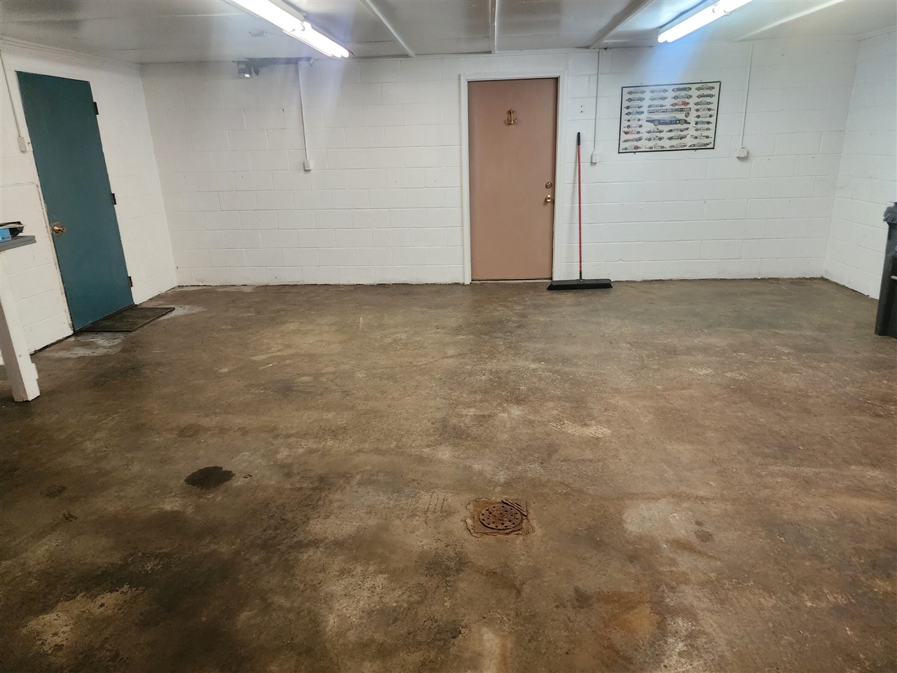 8778 E Gull Lake Drive, Augusta, MI, 49012-9709