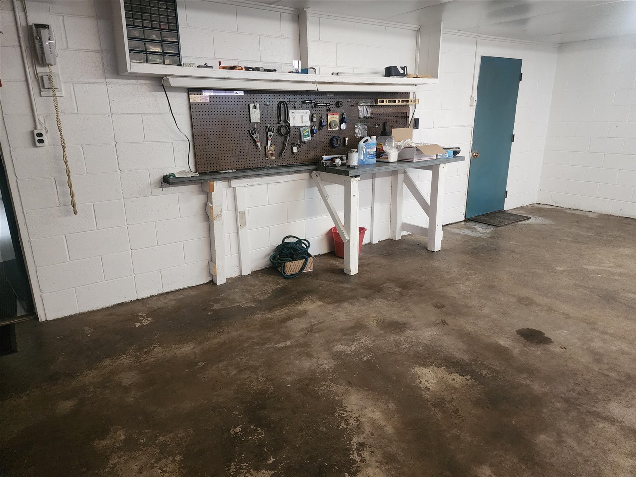 8778 E Gull Lake Drive, Augusta, MI, 49012-9709