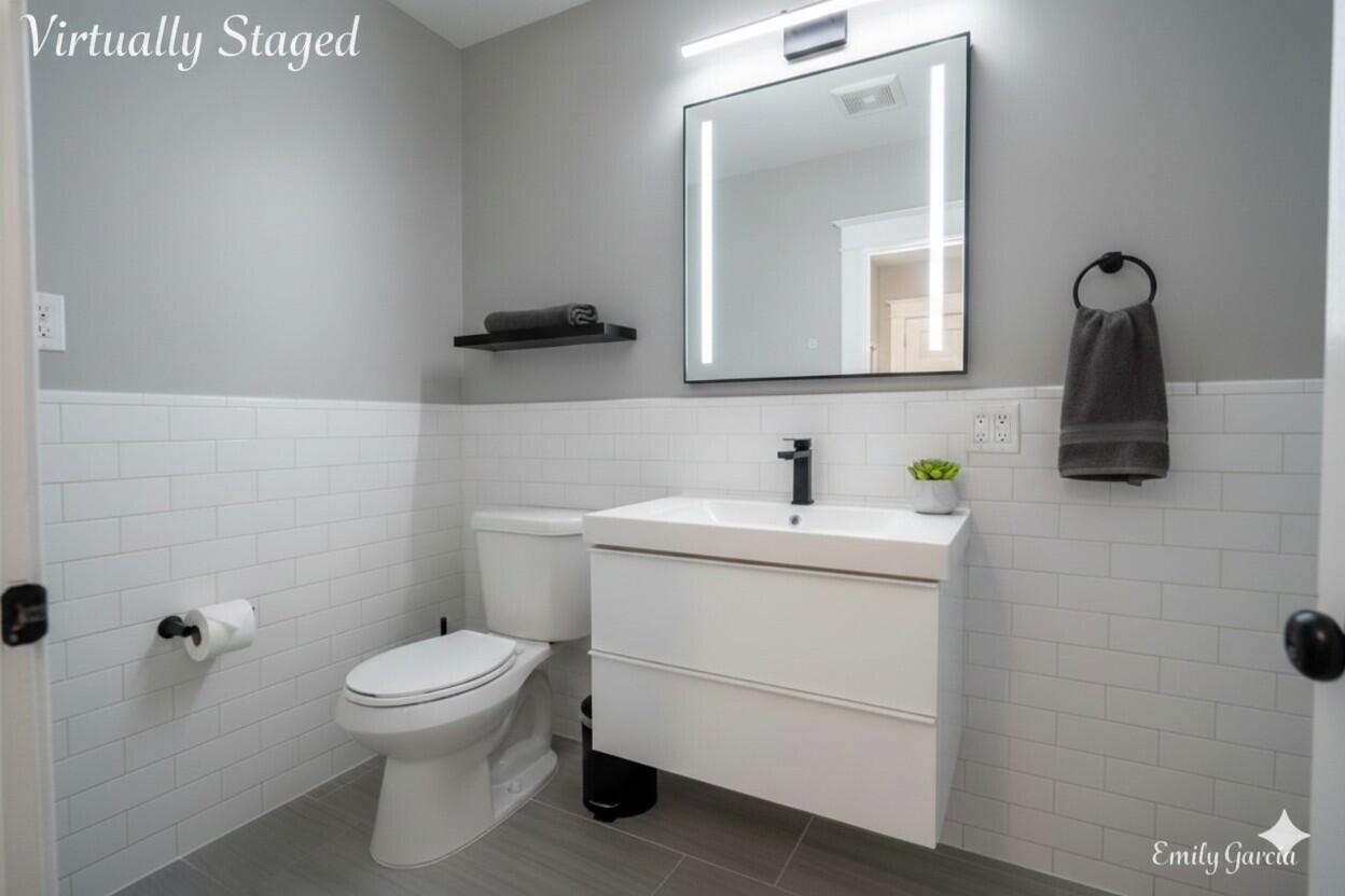 1151 W Dale Avenue, Muskegon, MI, 49441-2208