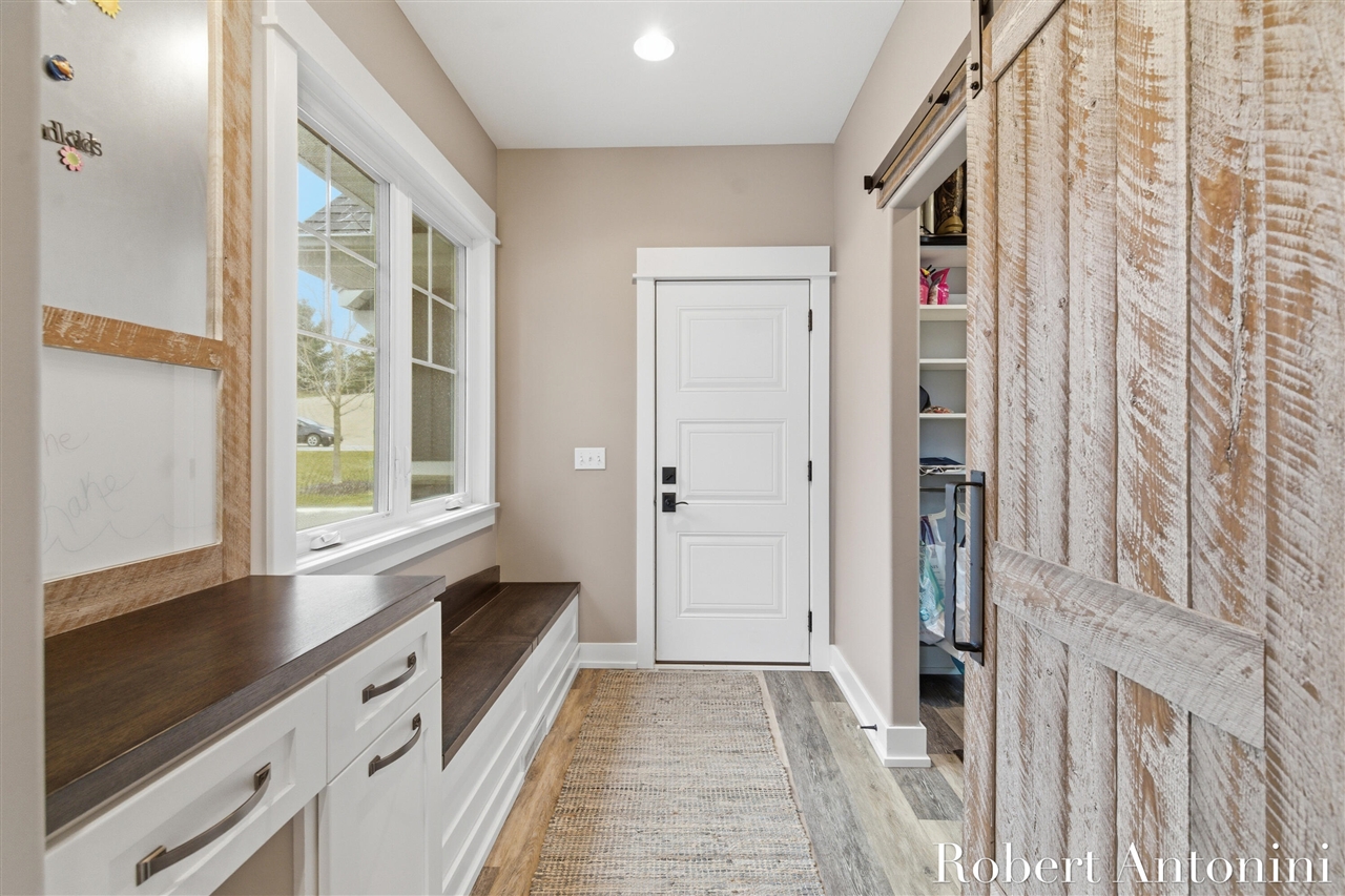 162 Lakeview Drive, Wayland, MI, 49348-9342