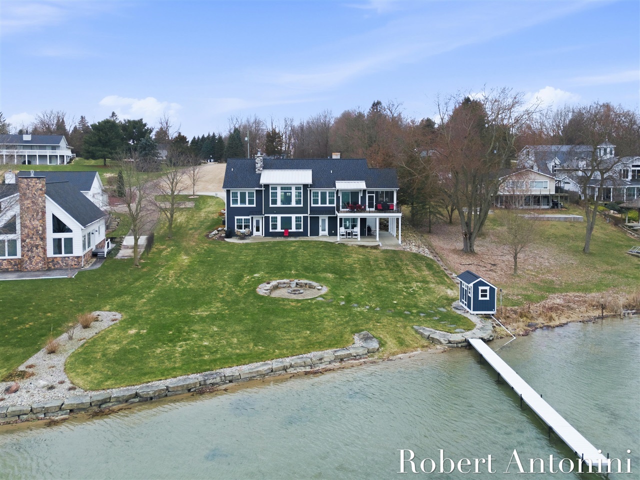 162 Lakeview Drive, Wayland, MI, 49348-9342