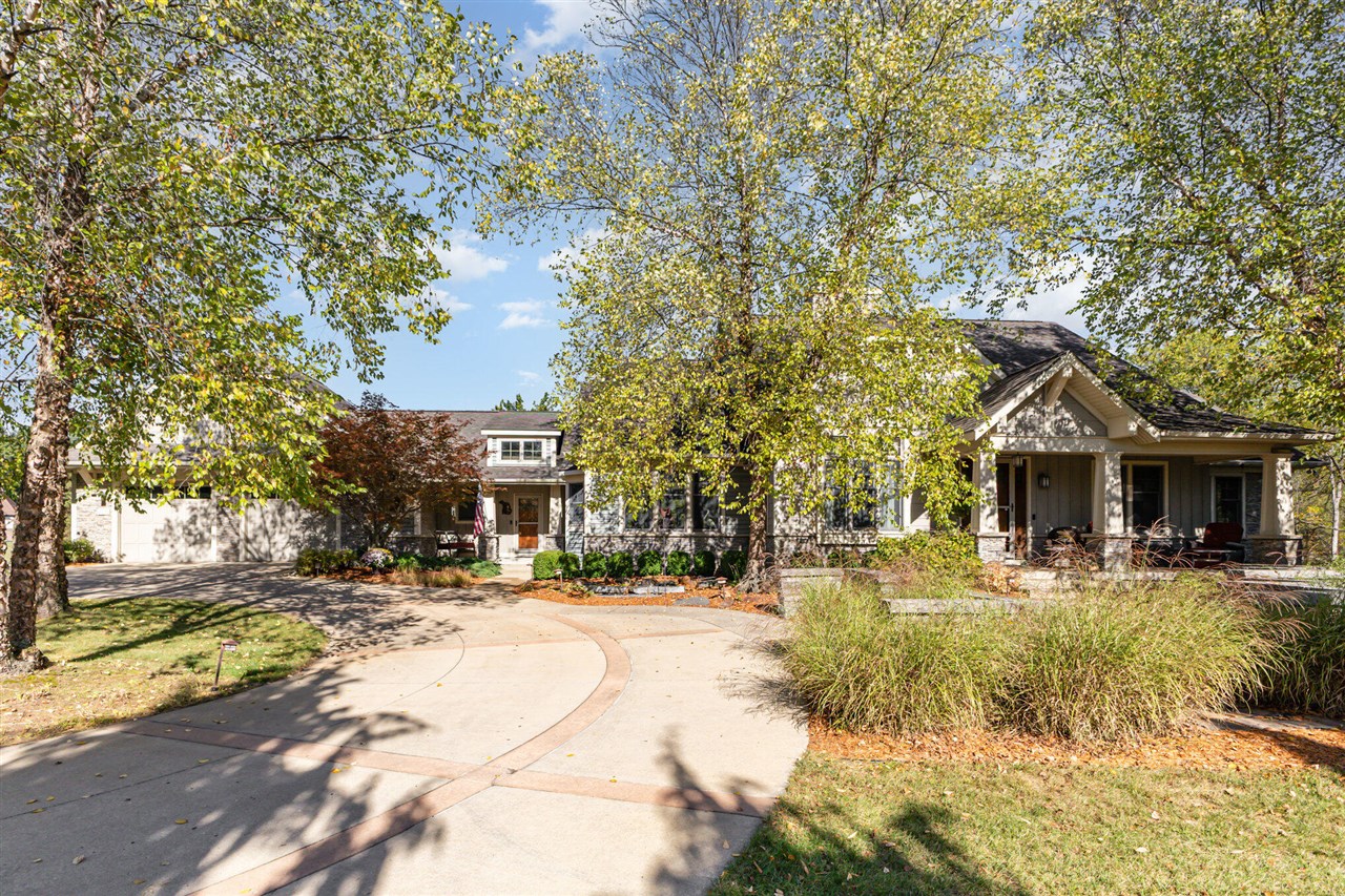 9733 Blue Heron Drive, Eaton Rapids, MI, 48827-8519
