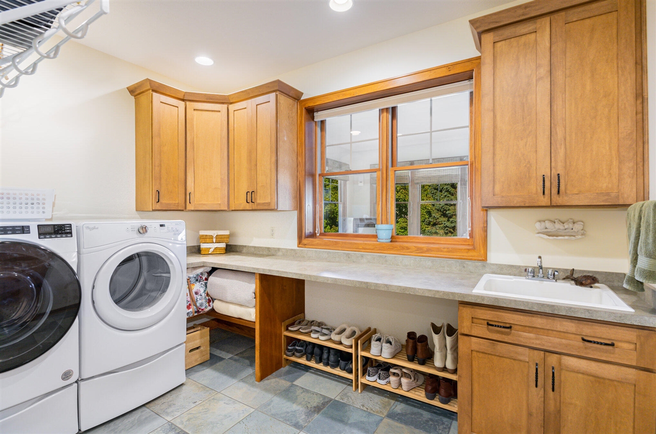 9733 Blue Heron Drive, Eaton Rapids, MI, 48827-8519