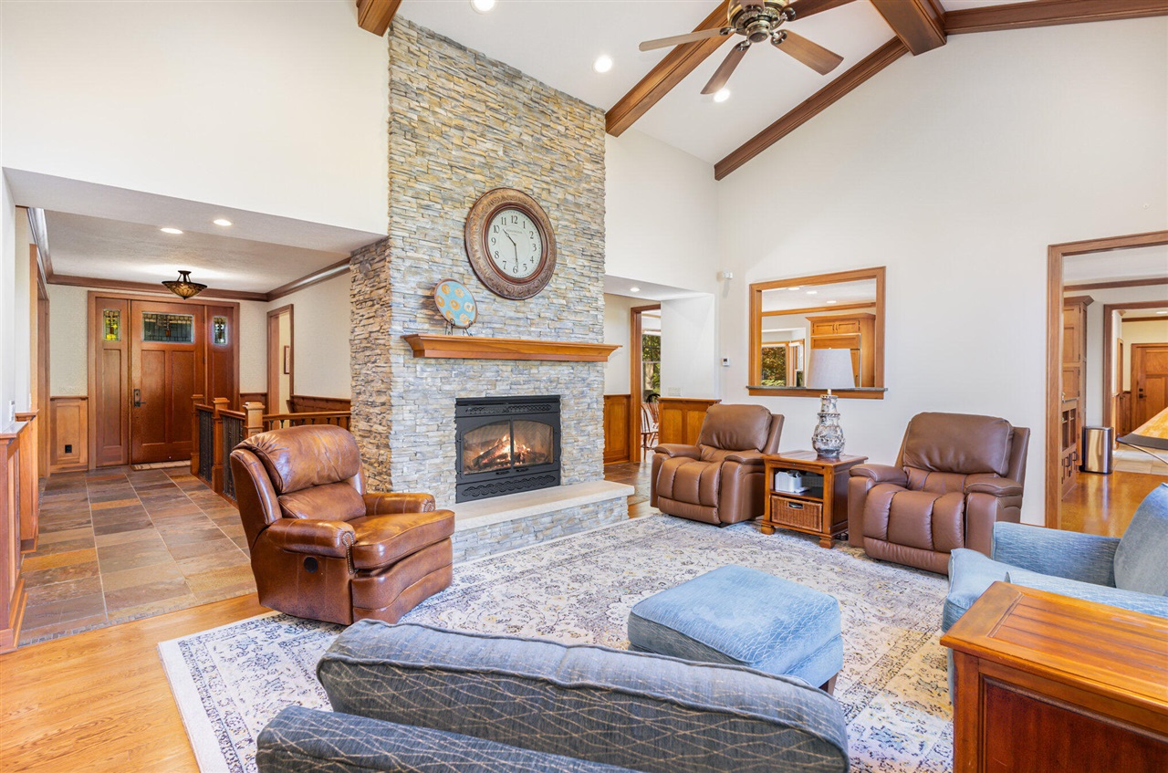 9733 Blue Heron Drive, Eaton Rapids, MI, 48827-8519