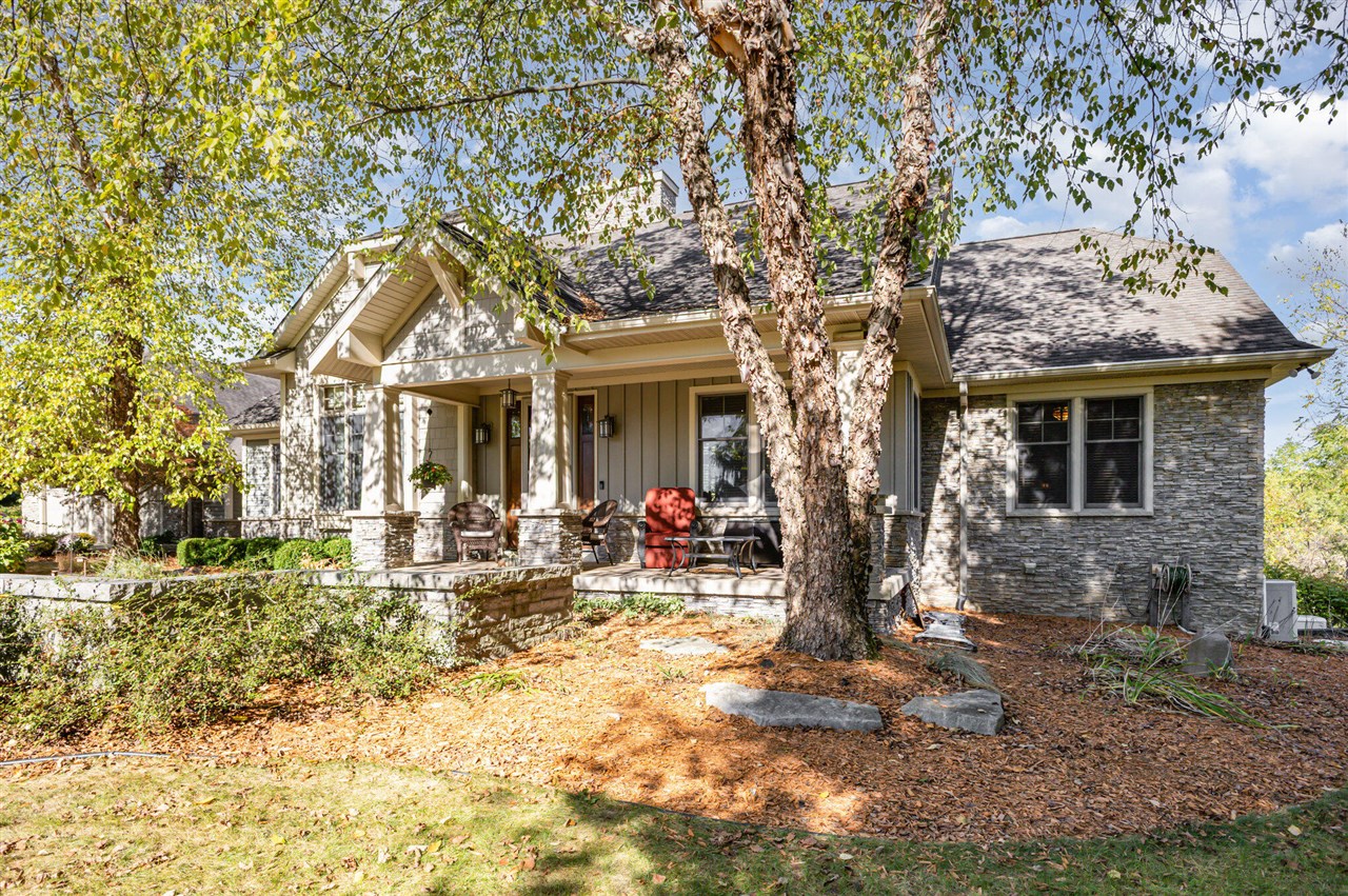 9733 Blue Heron Drive, Eaton Rapids, MI, 48827-8519