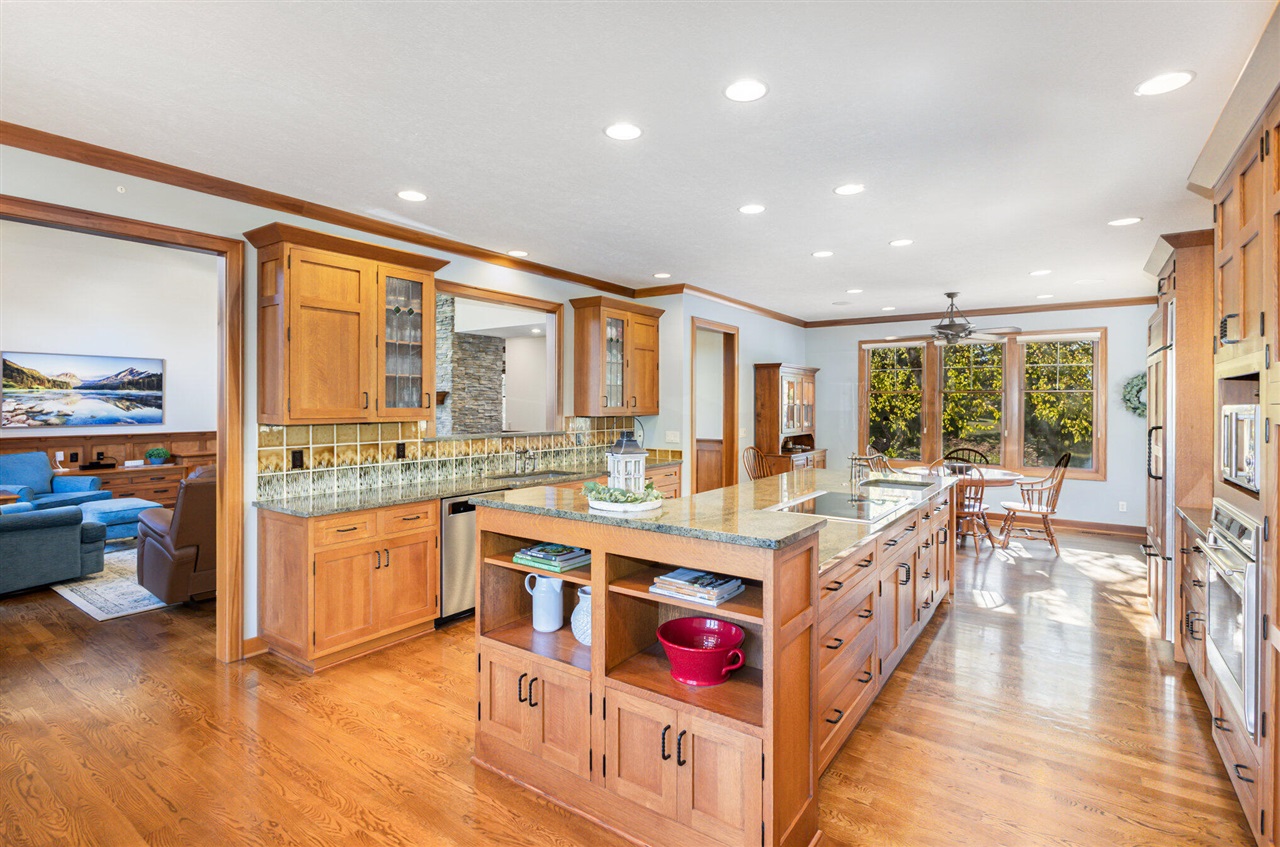 9733 Blue Heron Drive, Eaton Rapids, MI, 48827-8519