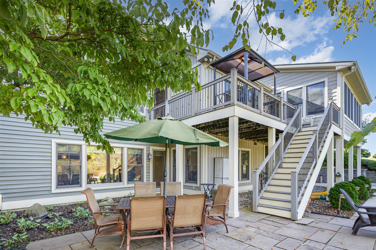 9733 Blue Heron Drive, Eaton Rapids, MI, 48827-8519