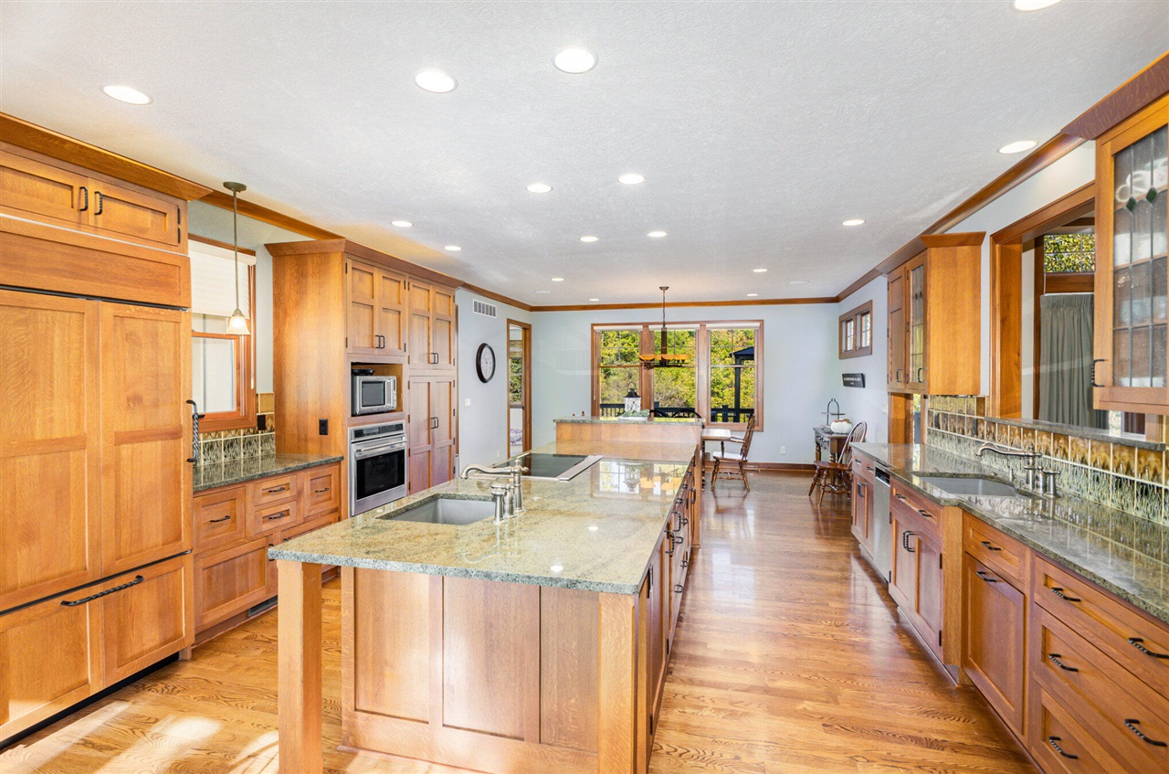 9733 Blue Heron Drive, Eaton Rapids, MI, 48827-8519