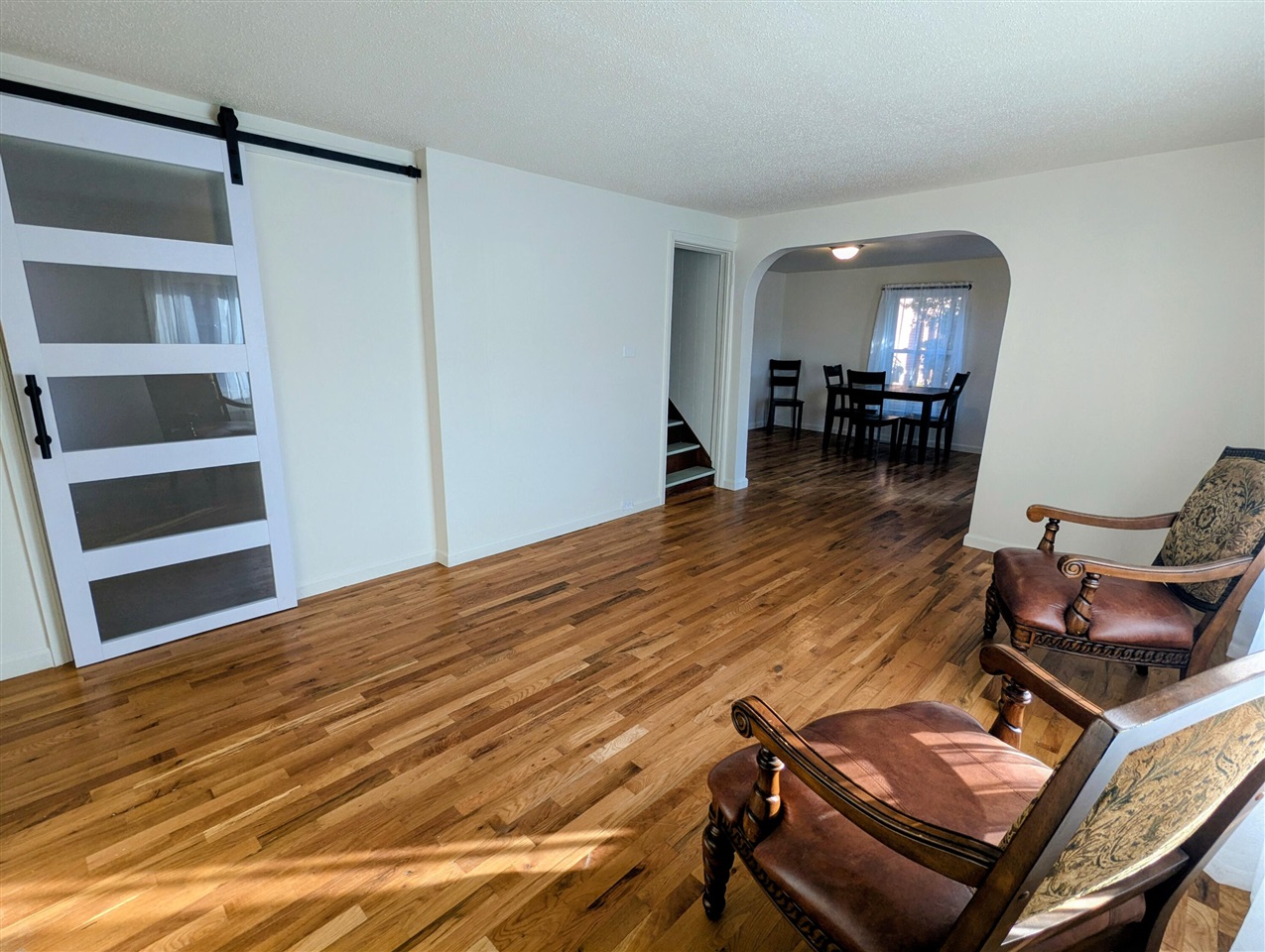 27 W Wood Street, Newaygo, MI, 49337-8992