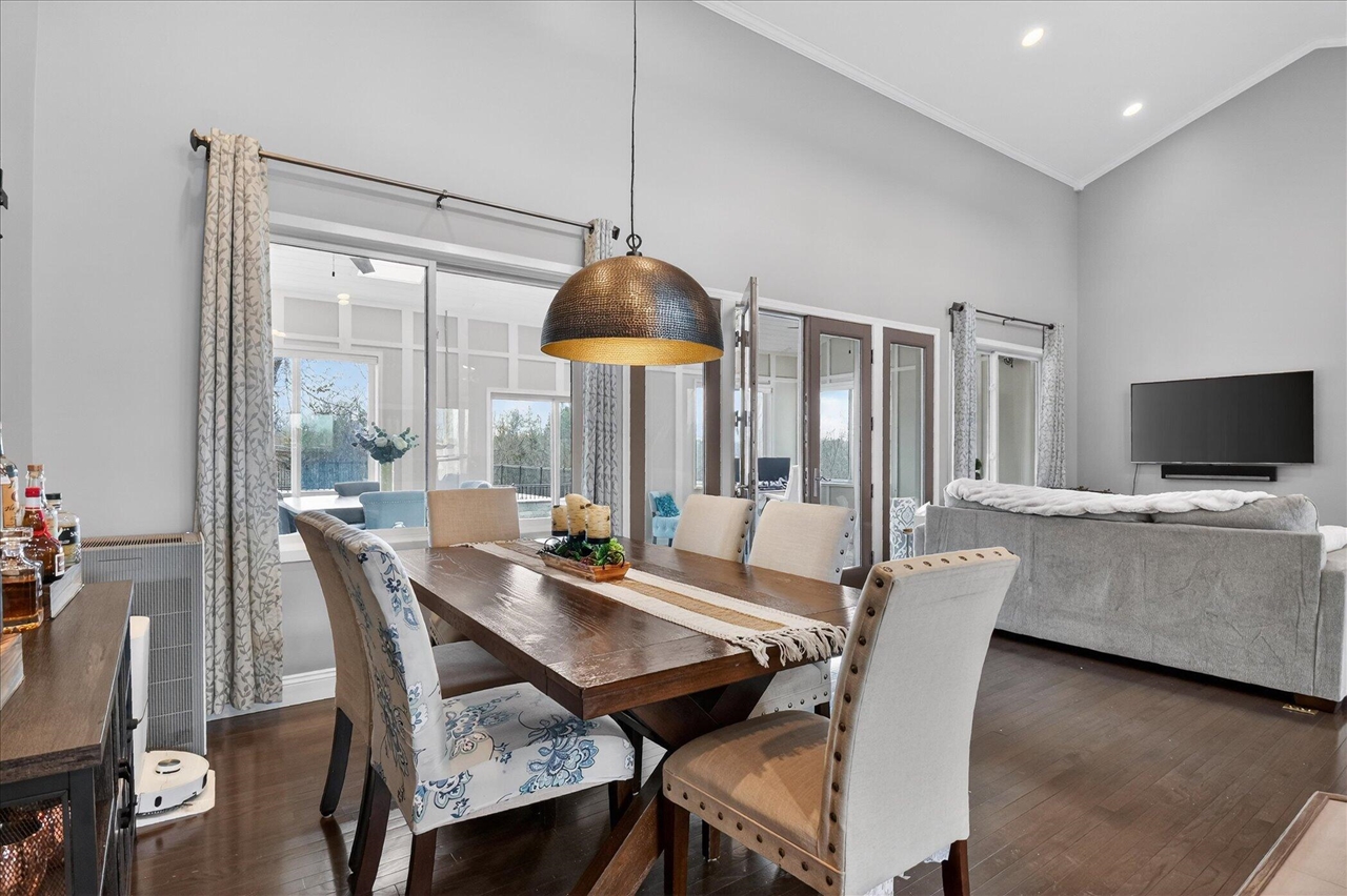 3909 Ann Arbor-Saline Road, Ann Arbor, MI, 48103