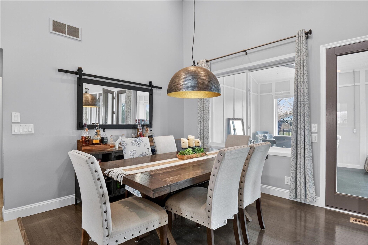 3909 Ann Arbor-Saline Road, Ann Arbor, MI, 48103