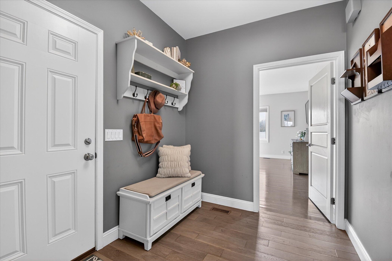 3909 Ann Arbor-Saline Road, Ann Arbor, MI, 48103