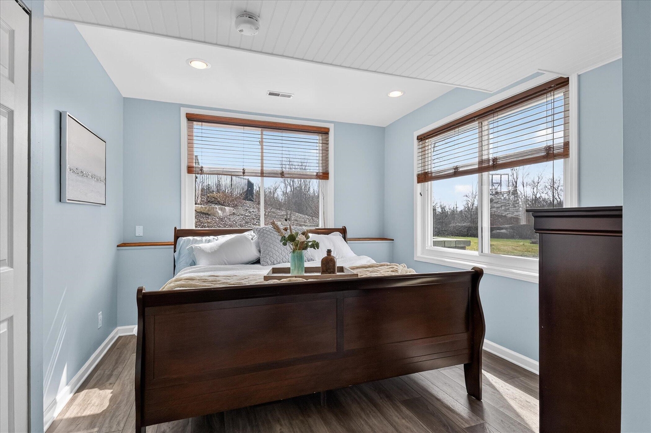 3909 Ann Arbor-Saline Road, Ann Arbor, MI, 48103