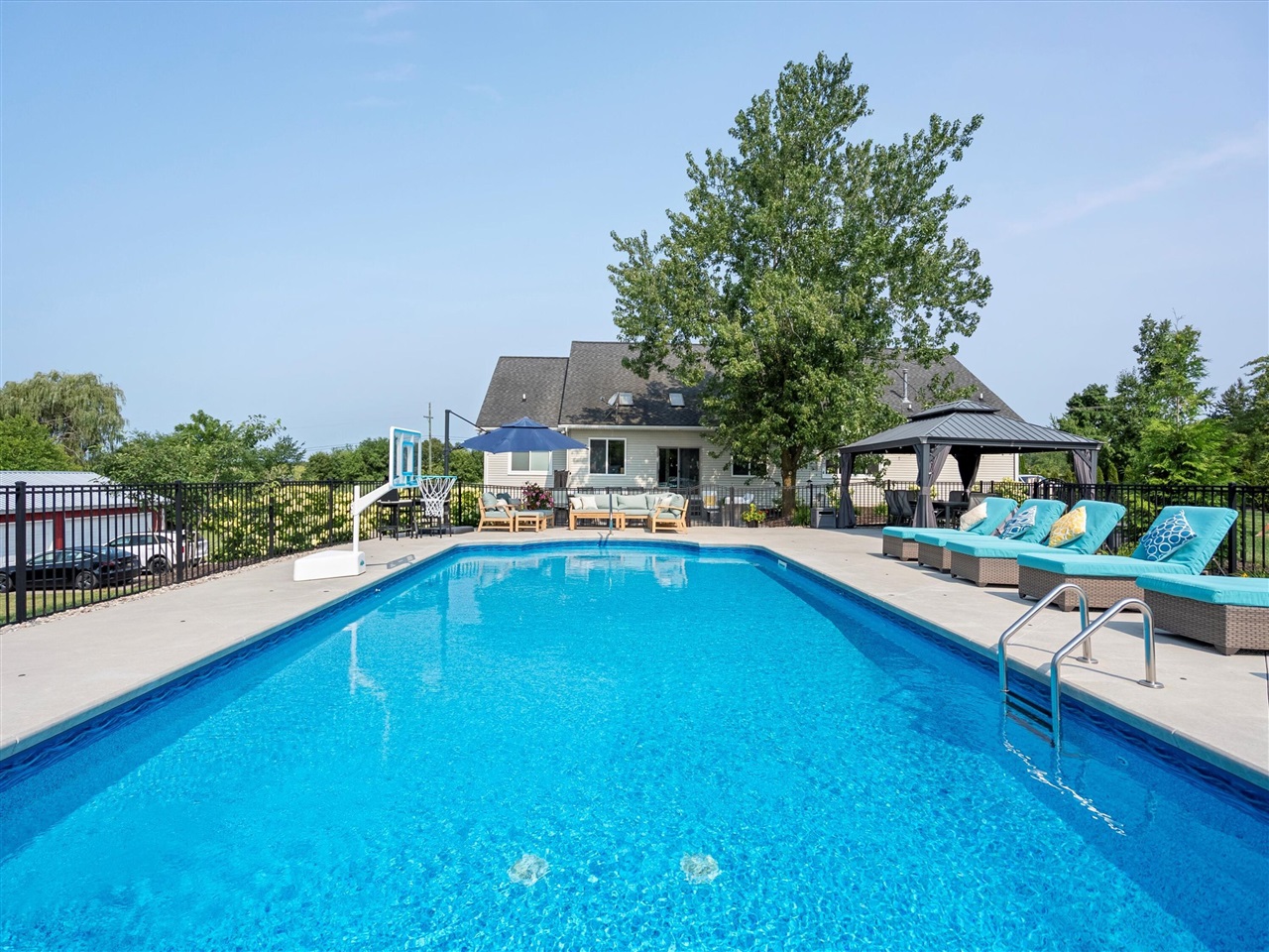 3909 Ann Arbor-Saline Road, Ann Arbor, MI, 48103